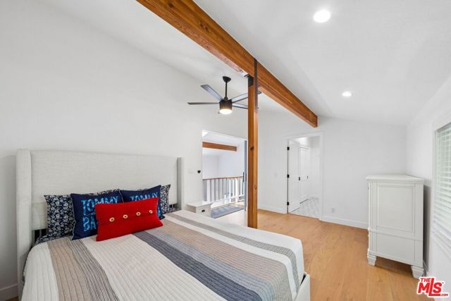 7727 W 82nd Street, Playa Del Rey (los Angeles), CA 90293