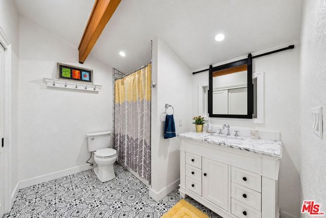 7727 W 82nd Street, Playa Del Rey (los Angeles), CA 90293