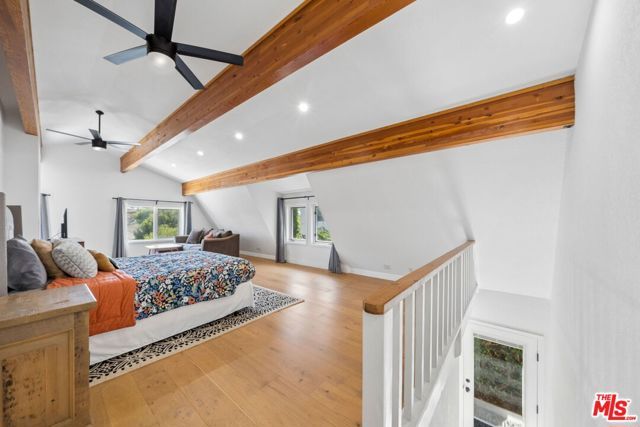 7727 W 82nd Street, Playa Del Rey (los Angeles), CA 90293