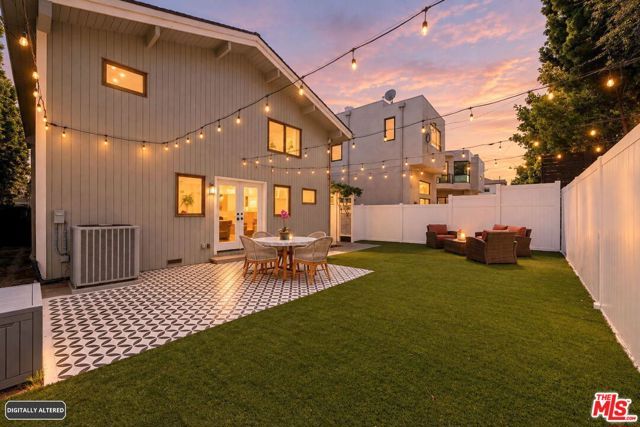 7727 W 82nd Street, Playa Del Rey (los Angeles), CA 90293