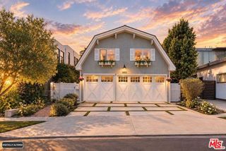7727 W 82nd Street, Playa Del Rey (los Angeles), CA 90293