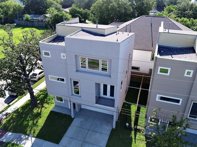 6403 Bowling Green Street, Houston, TX 77021