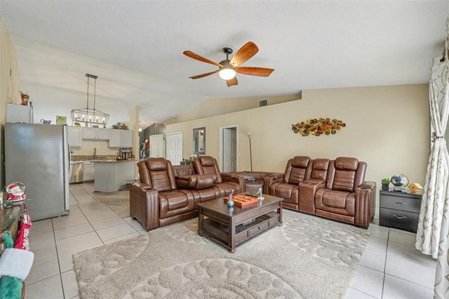 2940 EVANS DRIVE, Kissimmee, FL 34758