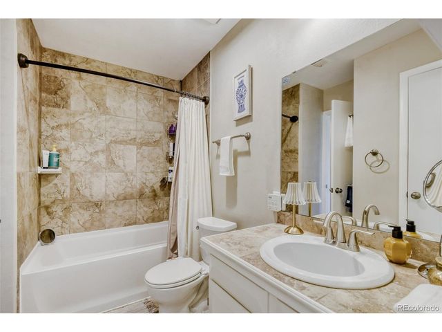 1079 W Powers Ave, Littleton, CO 80120