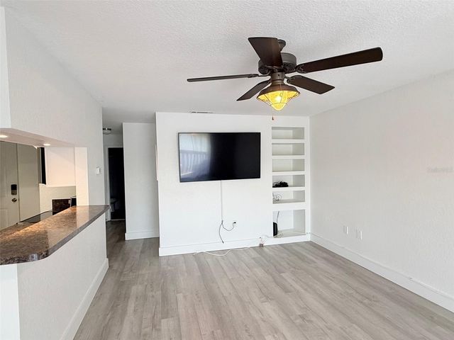 11409 8TH STREET N 1506, St Petersburg, FL 33716