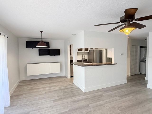 11409 8TH STREET N 1506, St Petersburg, FL 33716