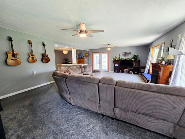 381 Bullock Cemetery Road, Somerset, KY 42503