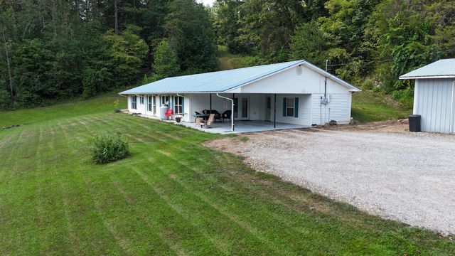 381 Bullock Cemetery Road, Somerset, KY 42503