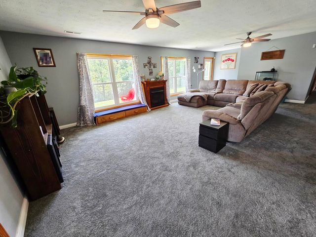 381 Bullock Cemetery Road, Somerset, KY 42503