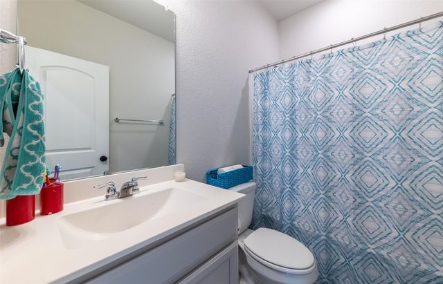 2440 Berryville LN, Leander, TX 78641