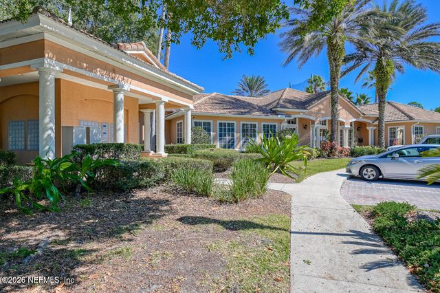 605 FAIRWAY Drive 203, St. Augustine, FL 32084