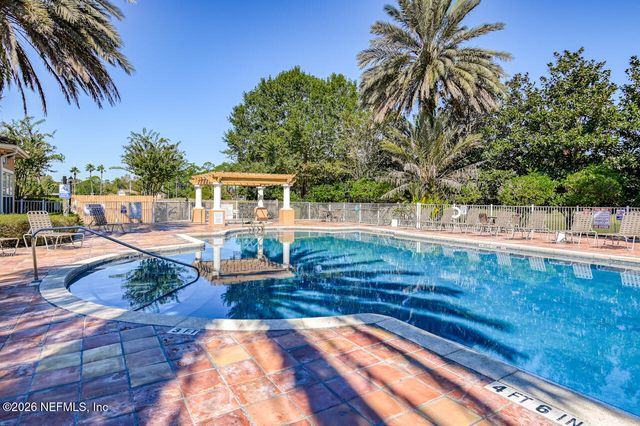 605 FAIRWAY Drive 203, St. Augustine, FL 32084