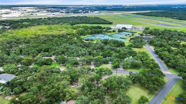 4001 Granada Drive, Georgetown, TX 78628