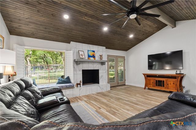 4001 Granada Drive, Georgetown, TX 78628