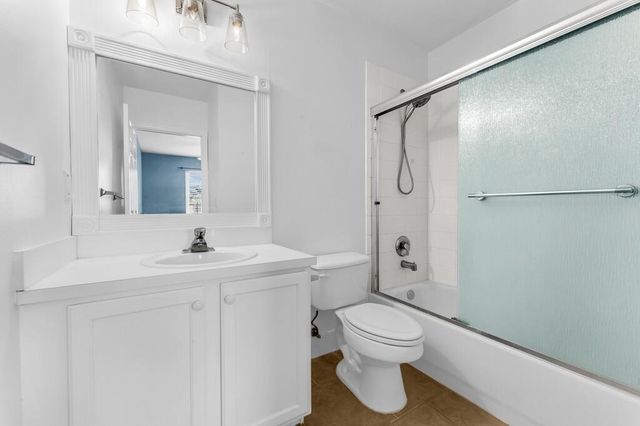 6215 Eaton Street, West Palm Beach, FL 33411