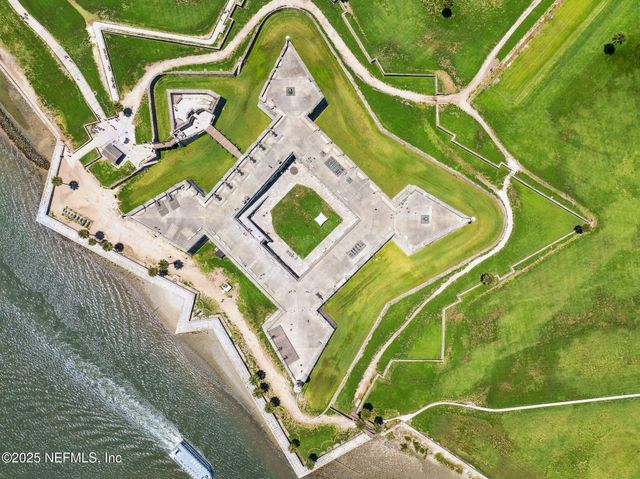 4 ST ANDREWS Court, St. Augustine, FL 32084