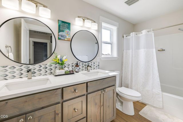 16429 Betty Court, La Pine, OR 97739