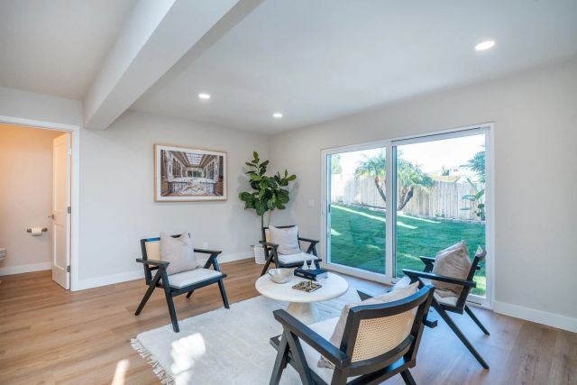 6165 Agee St, San Diego, CA 92122