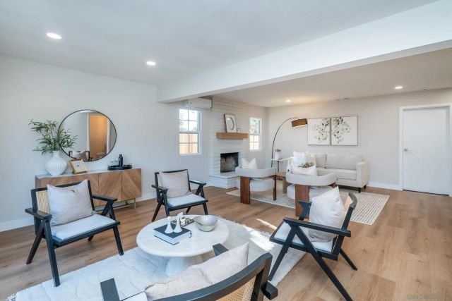 6165 Agee St, San Diego, CA 92122