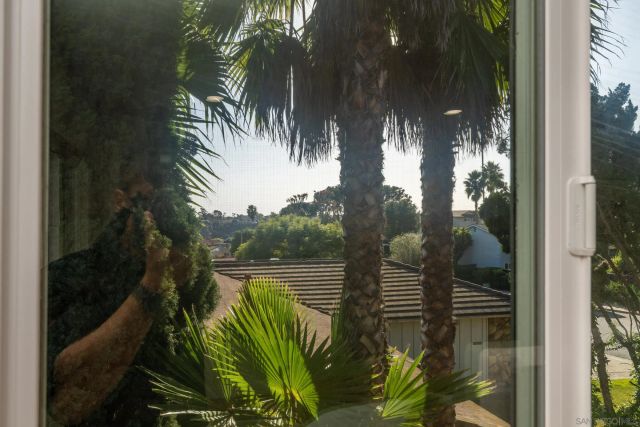 6165 Agee St, San Diego, CA 92122