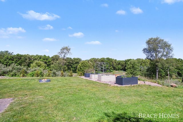 5685 11 Mile Road Ne A, Courtland Twp, MI 49341