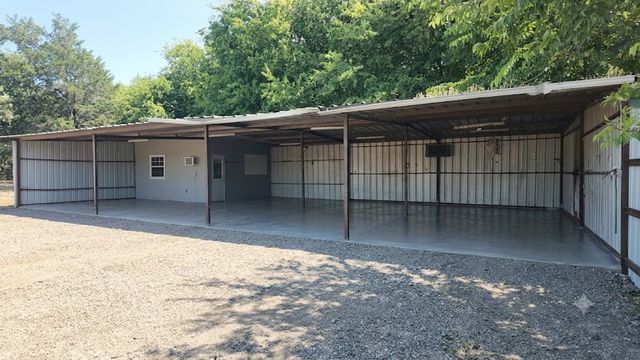 2532 Plaza Boulevard, Dallas, TX 75241