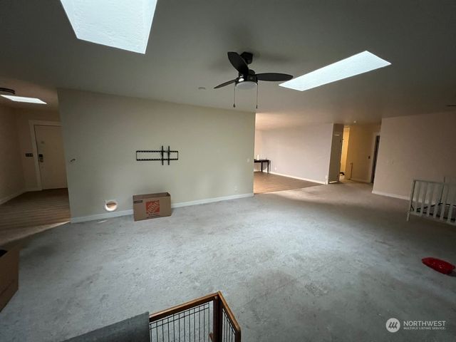 111 NE Briggadun Drive, Belfair, WA 98528