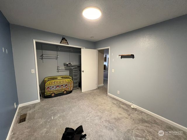 111 NE Briggadun Drive, Belfair, WA 98528