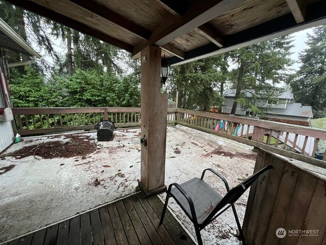111 NE Briggadun Drive, Belfair, WA 98528