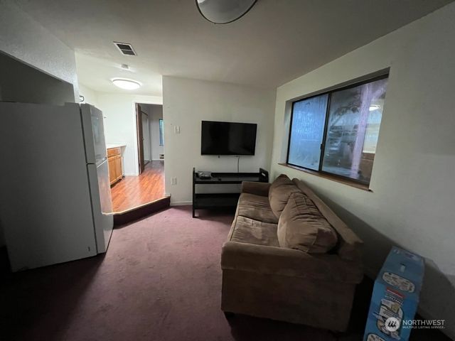 111 NE Briggadun Drive, Belfair, WA 98528