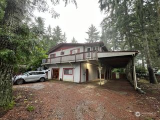 111 NE Briggadun Drive, Belfair, WA 98528