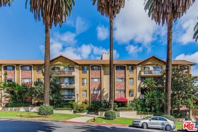 1735 N Fuller Avenue 324, Los Angeles, CA 90046