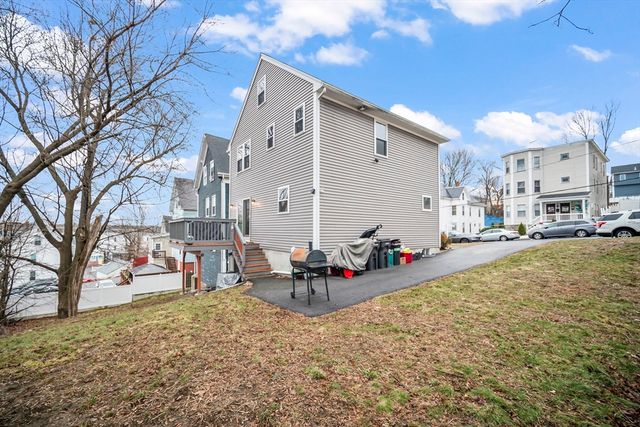 19 Observatory Ave, Haverhill, MA 01832