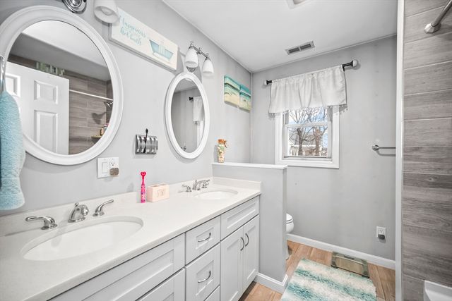 19 Observatory Ave, Haverhill, MA 01832