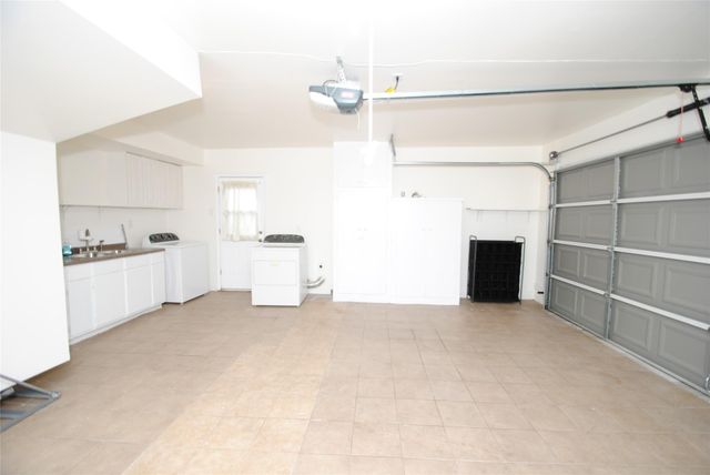 7953 Ridgeview Drive, Houston, TX 77055