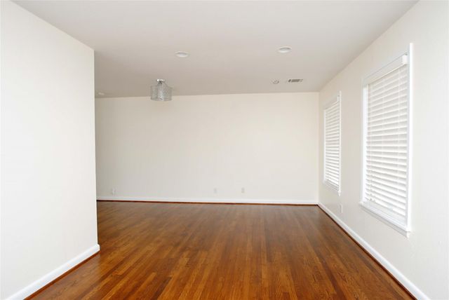 7953 Ridgeview Drive, Houston, TX 77055