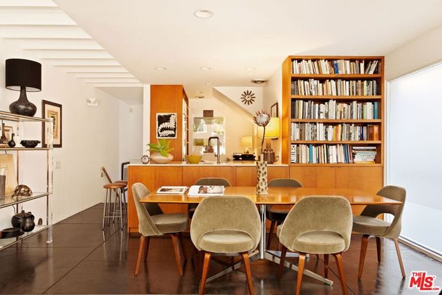 1421 Cabrillo Avenue 4, Venice, CA 90291