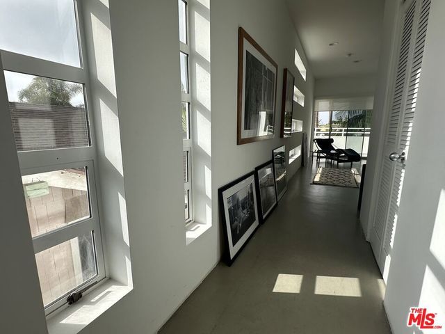 1421 Cabrillo Avenue 4, Venice, CA 90291