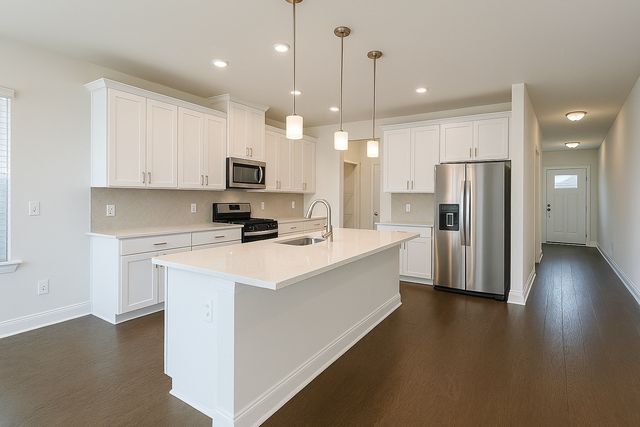 1236 Dutch Peak, Lebanon, TN 37090