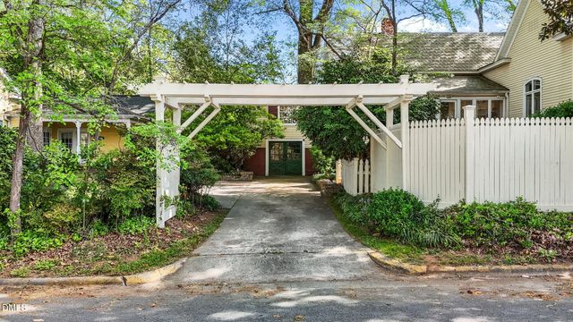 554 S Main Street, Wake Forest, NC 27587