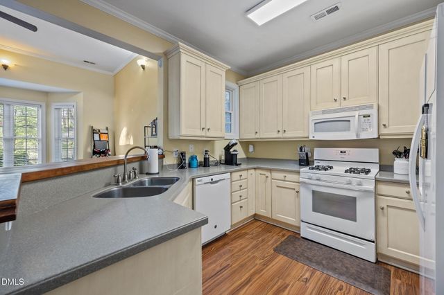 554 S Main Street, Wake Forest, NC 27587