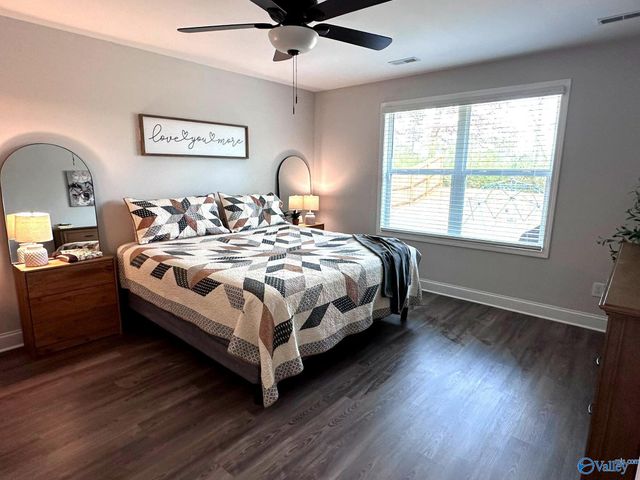 135 Ivy Vine Drive, Toney, AL 35773