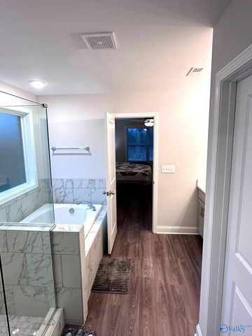 135 Ivy Vine Drive, Toney, AL 35773