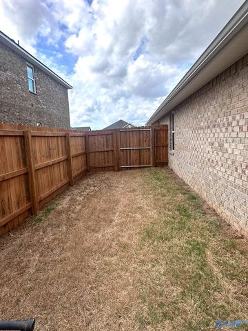 135 Ivy Vine Drive, Toney, AL 35773