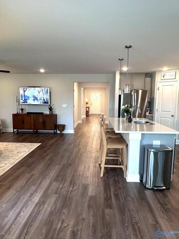 135 Ivy Vine Drive, Toney, AL 35773