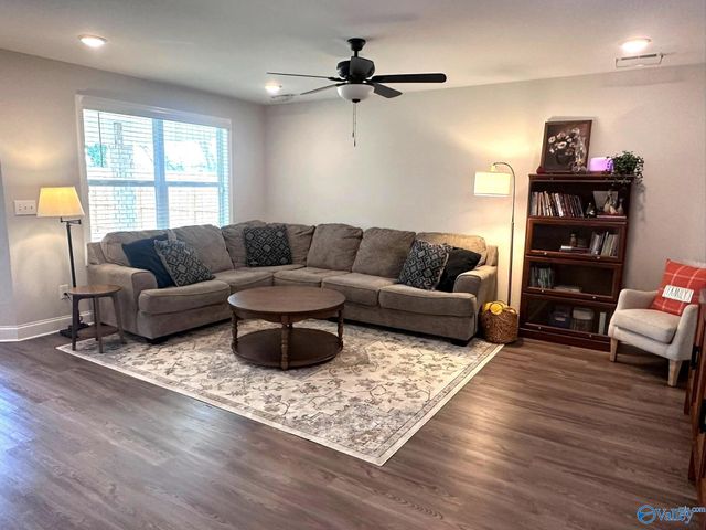 135 Ivy Vine Drive, Toney, AL 35773