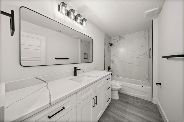 9989 SW 42ND AVENUE, Ocala, FL 34476