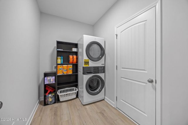 2833 Tucker Hill Drive, Grimesland, NC 27837