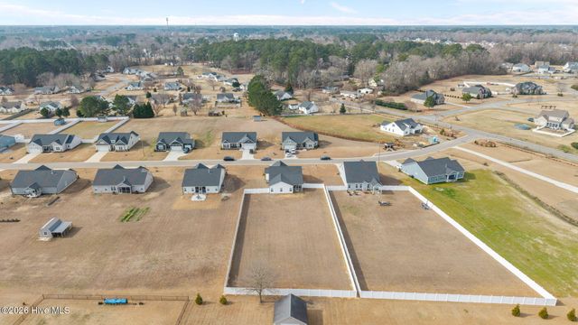 2833 Tucker Hill Drive, Grimesland, NC 27837