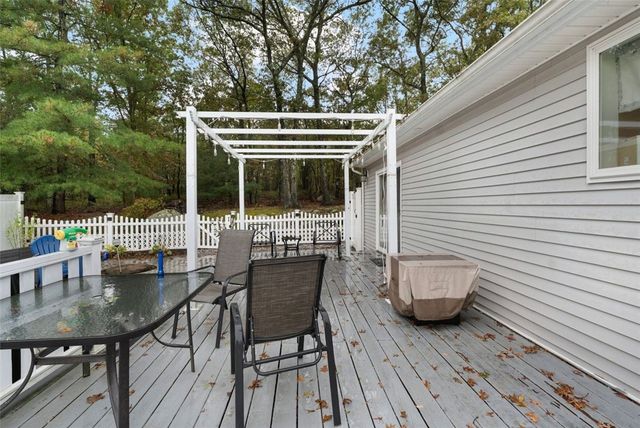 22 Forest Hill Drive, Johnston, RI 02919